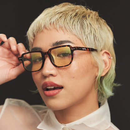 Tinted Lenses - Youthful Yellow